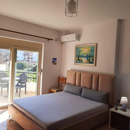 Xhoel Apartment